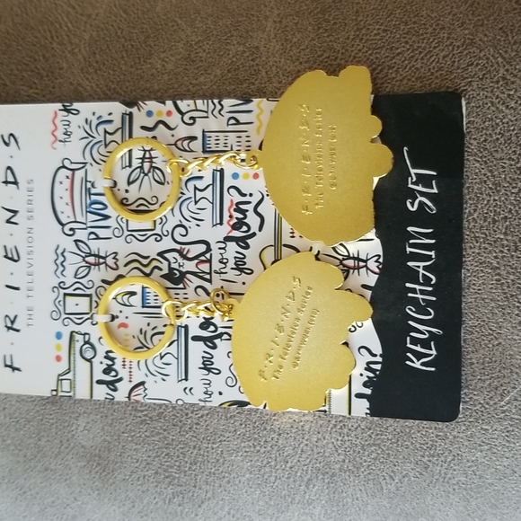 Friends Keychain Set - Picture 2 of 3